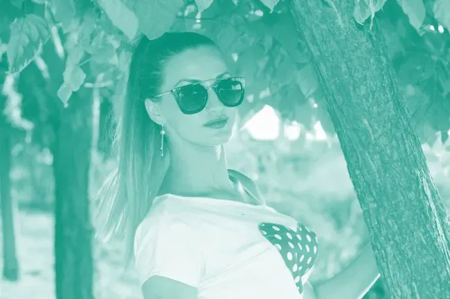 teal-white